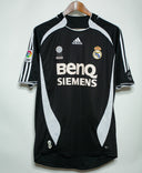 Real Madrid 2006-07 Roberto Carlos Away Kit (L)