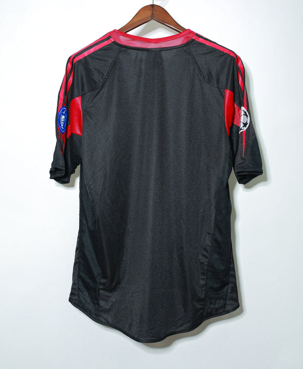 Bayern Munich 2004-05 Third Kit (L)