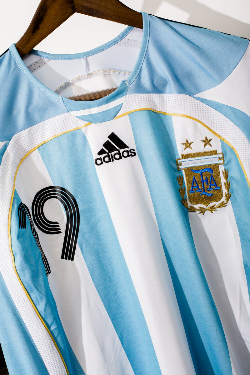2006 Argentina Messi Home Kit #19