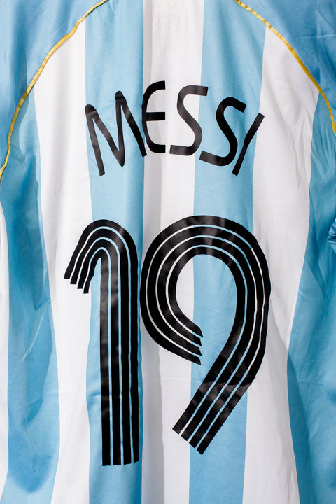 2006 Argentina Messi Home Kit #19