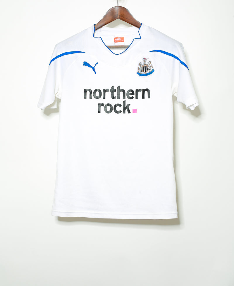 Newcastle 2010-11 Third Kit (S)