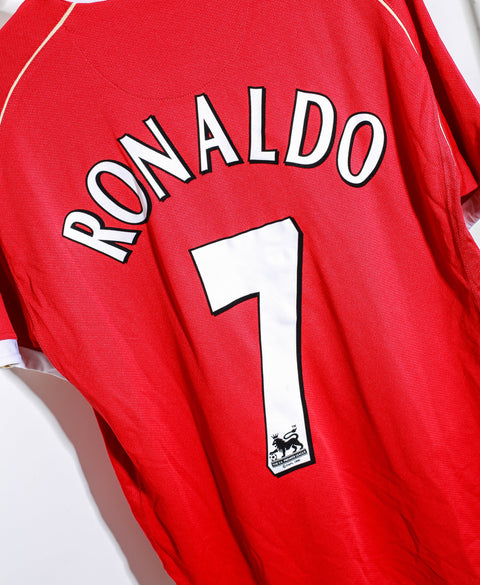 2006-07 Manchester United Ronaldo Home Kit (L)