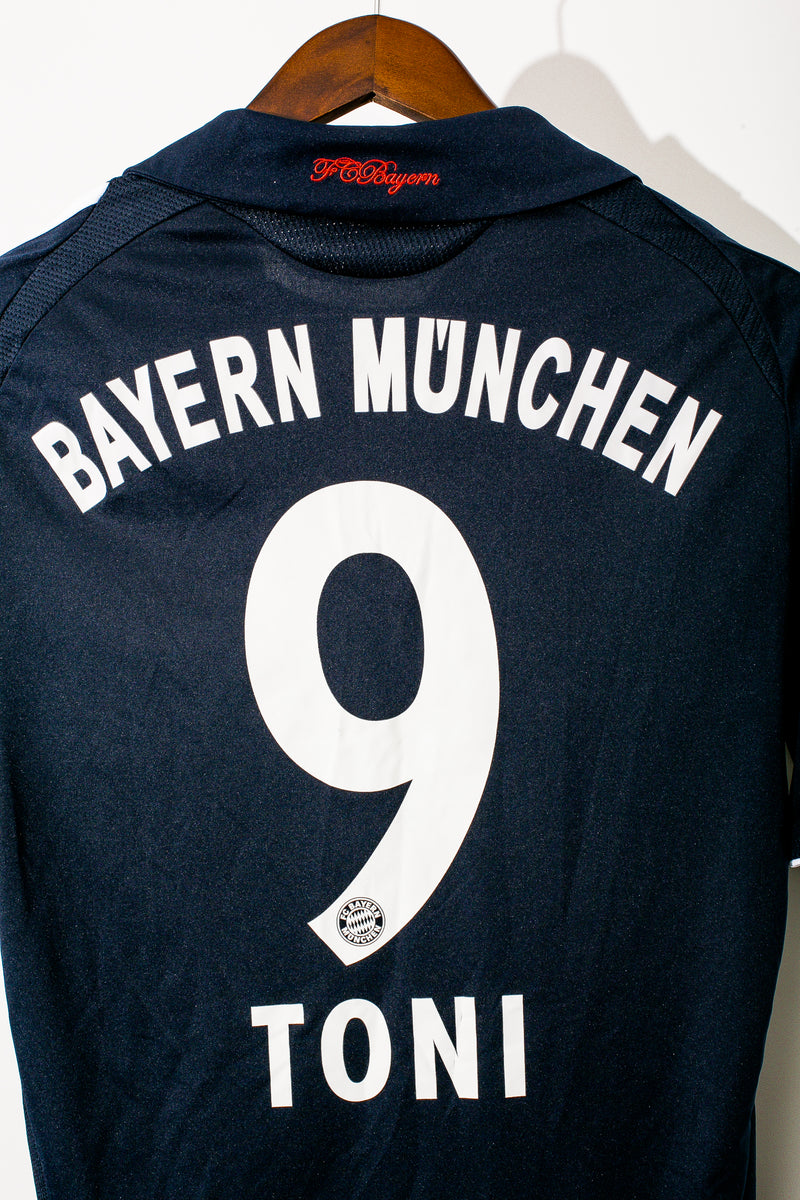 Bayern Munich 2008 Toni Away Kit