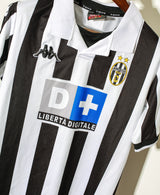 Juventus 1998-99 Home Kit (M)