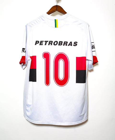 2004-05 Flamengo Away Kit #10 (L)