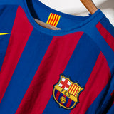 2005 FC Barcelona Home #19 Messi ( XL )