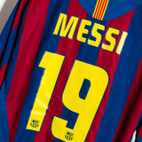 2005 FC Barcelona Home #19 Messi ( XL )