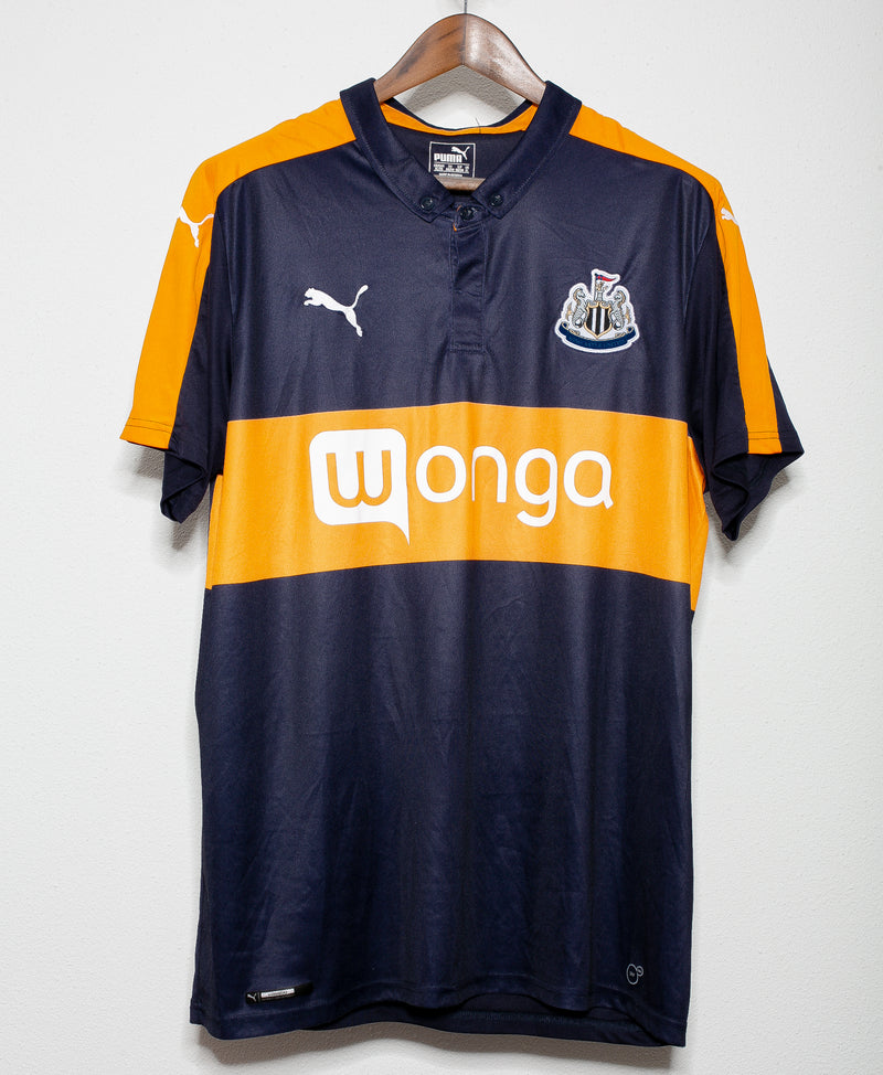 Newcastle United 2015-17 Away Kit (XL)