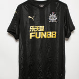 Newcastle United 2017-18 Yedlin Third Kit (2XL)