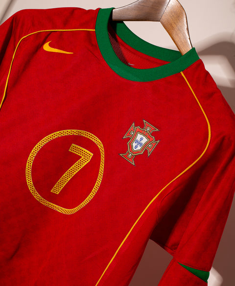 2004 Portugal Home #7 Figo ( S )