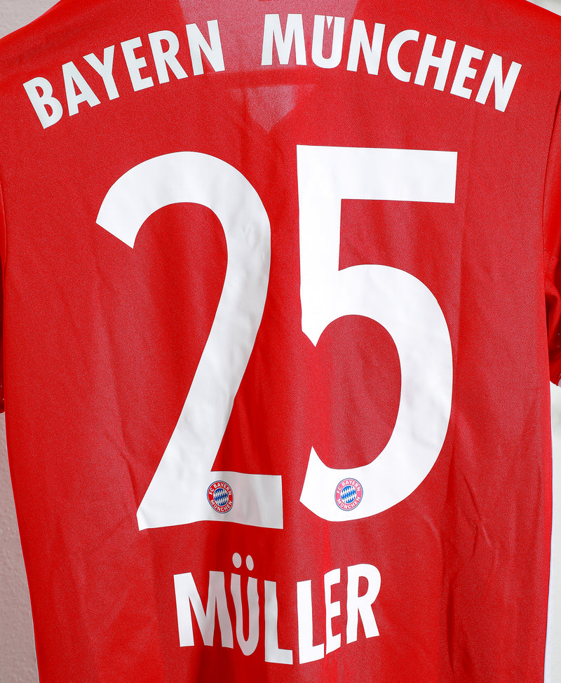 Bayern Munich 2016-17 Muller Home Kit (S)