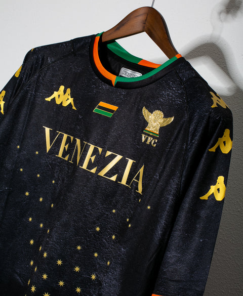 2021 - 2022 BNIB Venezia Home European Size ( XXL )