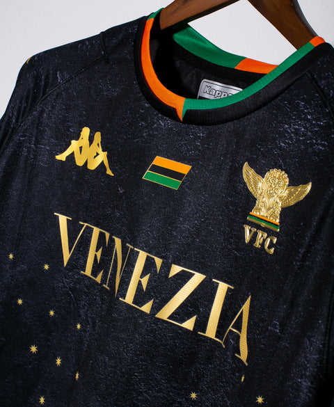 2021 - 2022 BNIB Venezia Home European Size ( XXL )