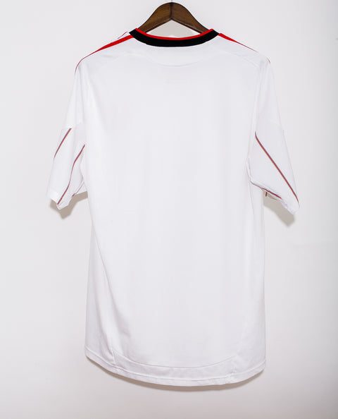 2010/2011 Liverpool Away Kit