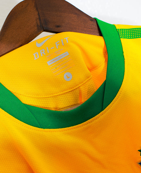 2008 Brazil Home #10 Kaka ( L )