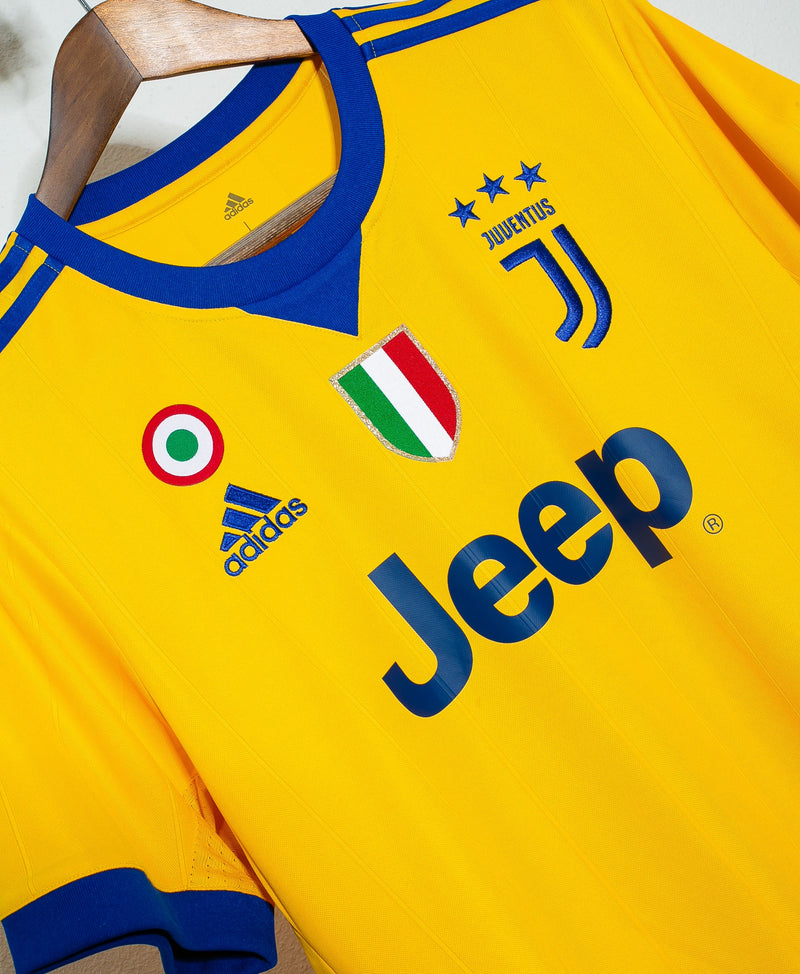 Juventus 2017-18 Bernadeschi Away Kit (L)