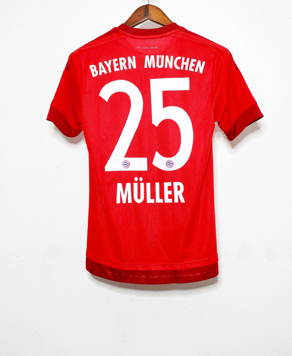 Bayern Munich 2015-16 Muller Home Kit (S)