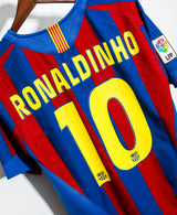 2005 FC Barcelona Home #10 Ronaldinho