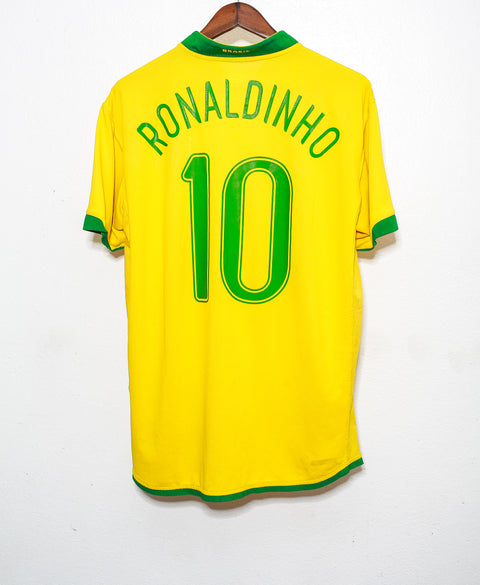 2006 Brazil Home #10 Ronaldinho ( L )