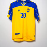 Sweden 2000 Larsson Home Kit (M)