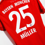 Bayern Munich 2015-16 Muller Home Kit (L)