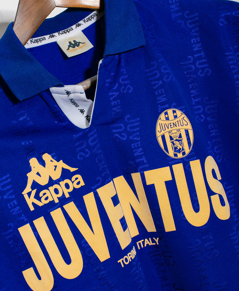 Juventus Kappa Kit (M)