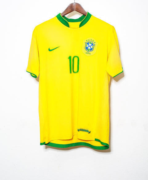 2006 Brazil Home #10 Ronaldinho ( L )