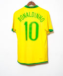 2006 Brazil Home #10 Ronaldinho ( L )