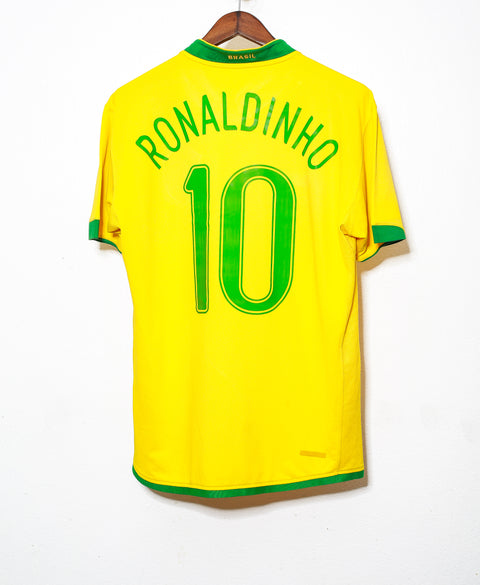 2006 Brazil Home #10 Ronaldinho ( L )