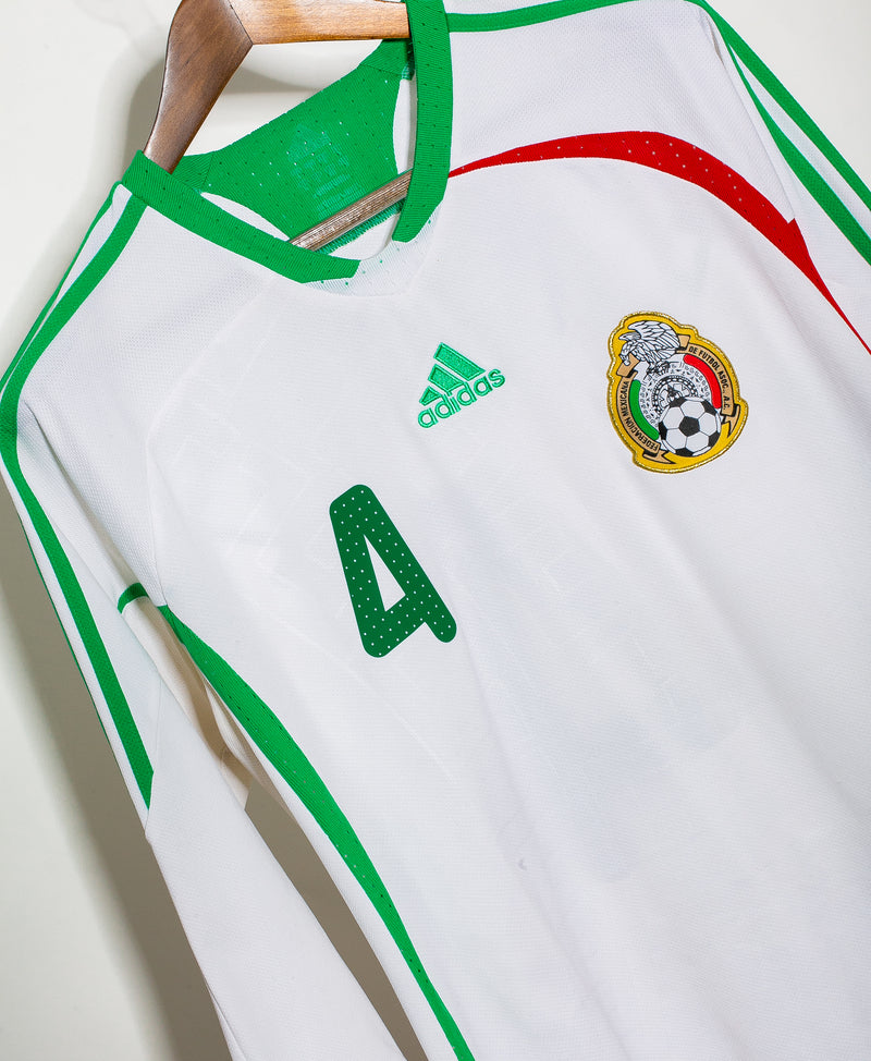 Mexico 2008 Marquez Away Kit (L)