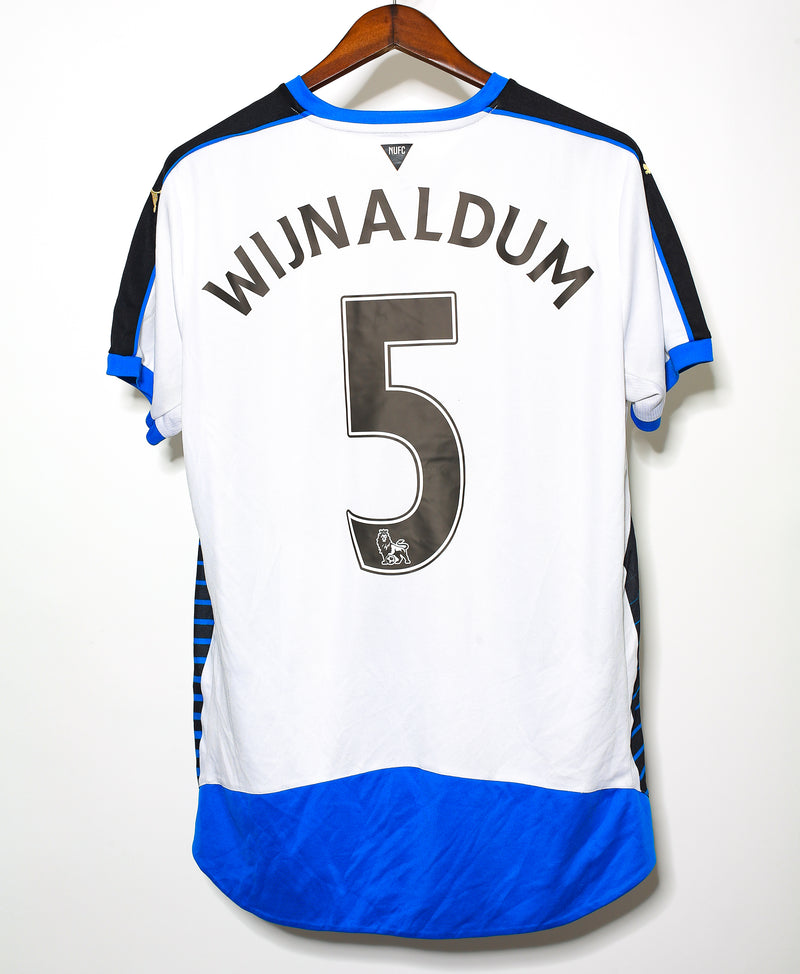Newcastle United 2015-15 Wijnaldum Home Kit (L)
