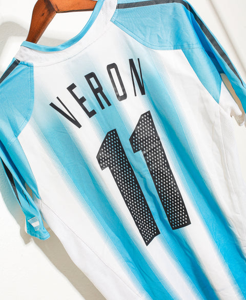 2004 Argentina Home #11 Veron ( M )