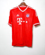 Bayern Munich 2013-14 Robben Home Kit (S)