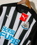 Newcastle 2020-21 Saint-Maxim Home Kit BNWT (M)