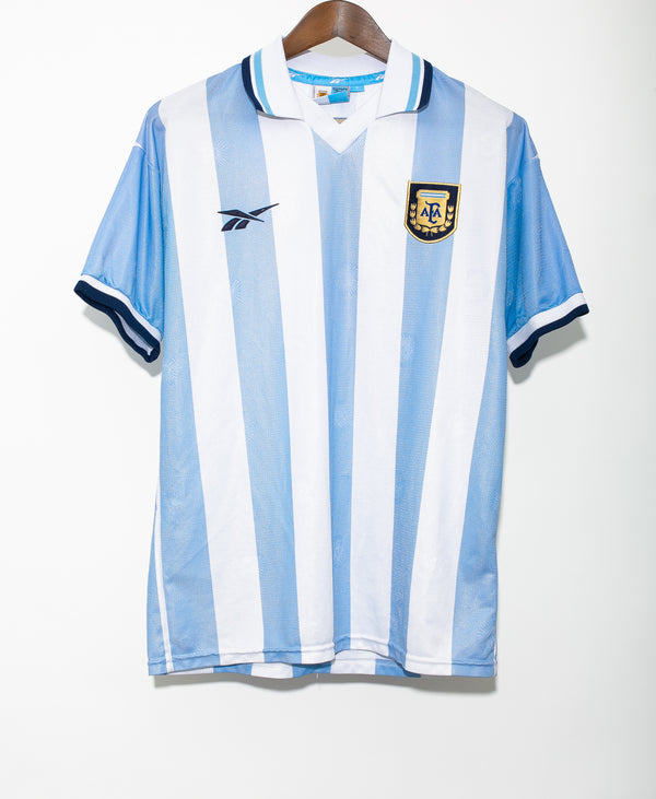 Argentina 1999 Copa America Home Kit (M)