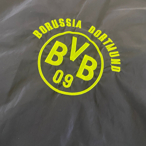 Borussia Dortmund 90's Bench / Player Nike Parker Jacket