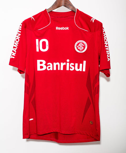 2010/11 Internacional Home Kit