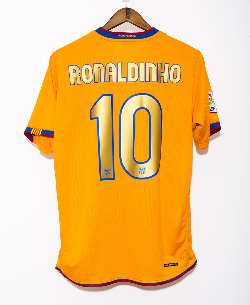 Barcelona away kit sales 2006