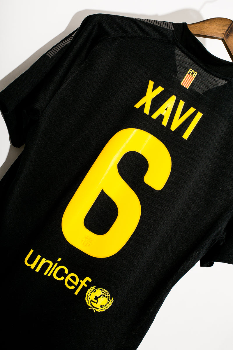 Barcelona 2011 Xavi Away Kit