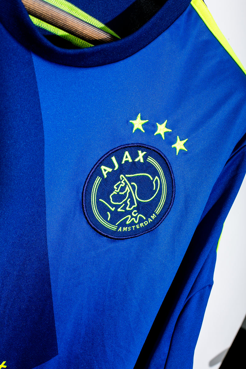 Ajax 2014 Away Kit