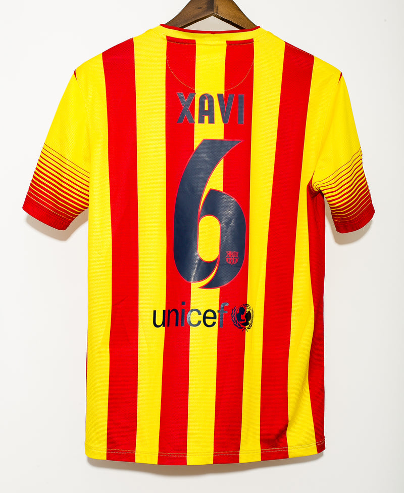 Barcelona 2013 Xavi Away Kit
